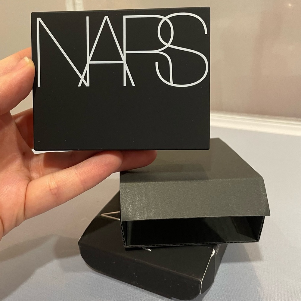 NIB Auth NARS Pressed Light Reflecting Setting Powder Translucent Crystal Rt $42 - Picture 5 of 8
